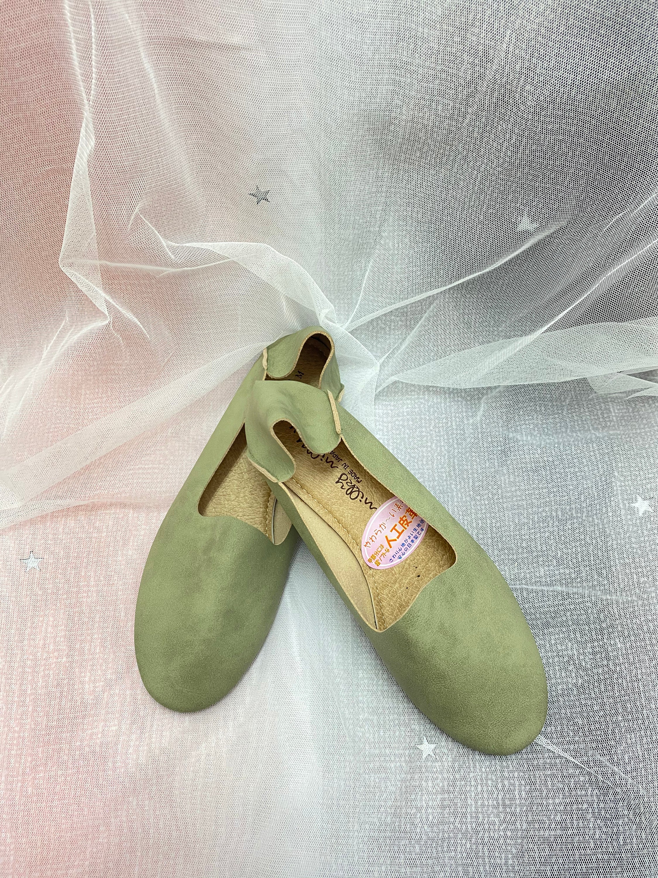 2 Ways Flats Shoes (Japan), 偉豐鞋 WELL SHOE HK, Sandal, Slippers, Classic Slippers, Casual Sandals, Flip Flops, Made in Thailand, Non Slip Shoes, Leather shoes, Home Slippers, Cotton Slippers, Linen Slippers, Boots, Japan Boots, Labor Boots, Japan Labor Boots, Rain Boots, Toe Cap Rain Boots, 凉鞋, 拖鞋, 經典拖鞋, 休閒涼鞋, 人字拖, 泰國製造, 防滑鞋, 皮鞋, 家居拖鞋, 棉拖鞋, 麻拖鞋, 靴子, 日本靴, 勞動靴, 日本勞動靴, 雨靴, 帶帽雨靴, Wellshoe