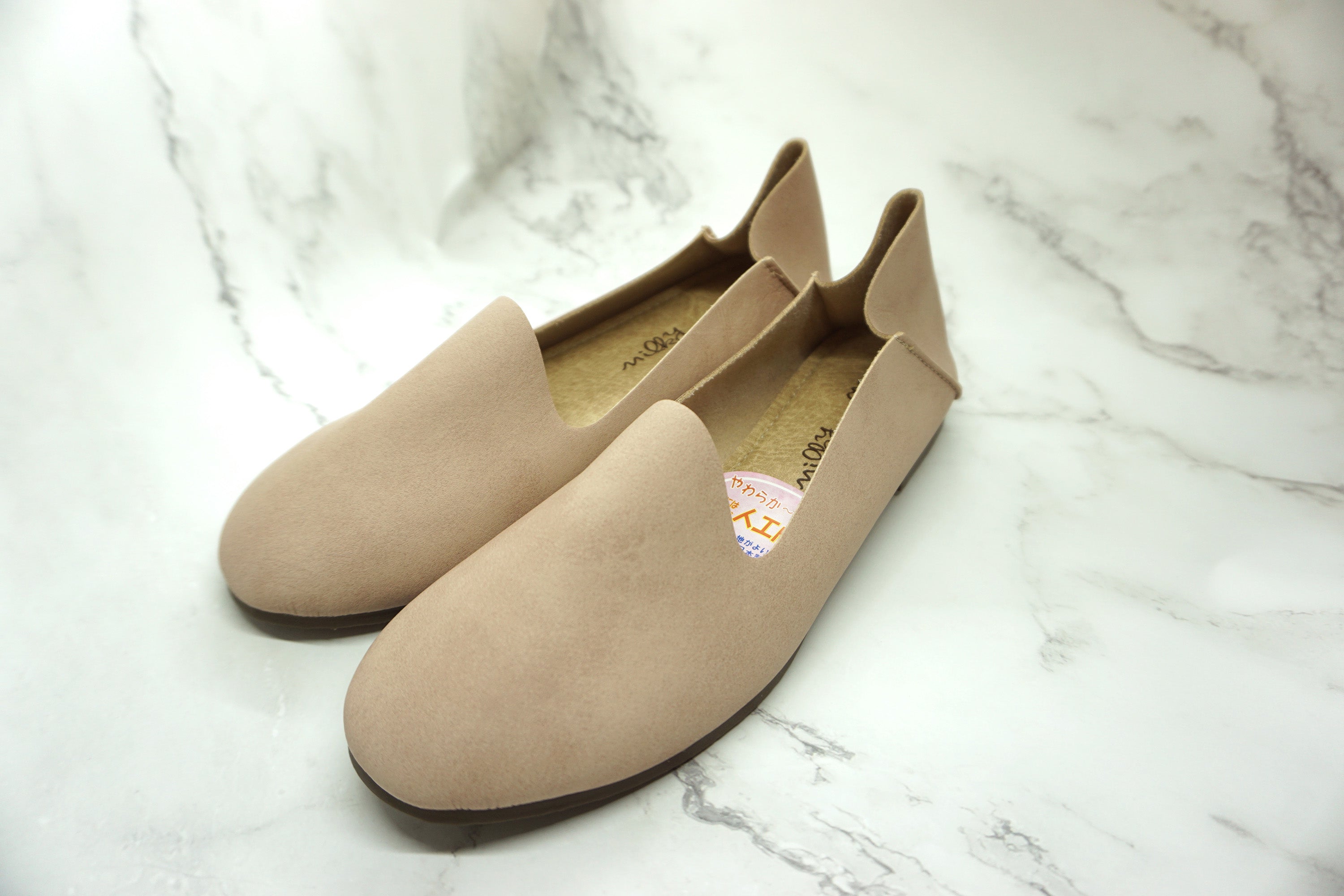 2 Ways Flats Shoes (Japan), 偉豐鞋 WELL SHOE HK, Sandal, Slippers, Classic Slippers, Casual Sandals, Flip Flops, Made in Thailand, Non Slip Shoes, Leather shoes, Home Slippers, Cotton Slippers, Linen Slippers, Boots, Japan Boots, Labor Boots, Japan Labor Boots, Rain Boots, Toe Cap Rain Boots, 凉鞋, 拖鞋, 經典拖鞋, 休閒涼鞋, 人字拖, 泰國製造, 防滑鞋, 皮鞋, 家居拖鞋, 棉拖鞋, 麻拖鞋, 靴子, 日本靴, 勞動靴, 日本勞動靴, 雨靴, 帶帽雨靴, Wellshoe