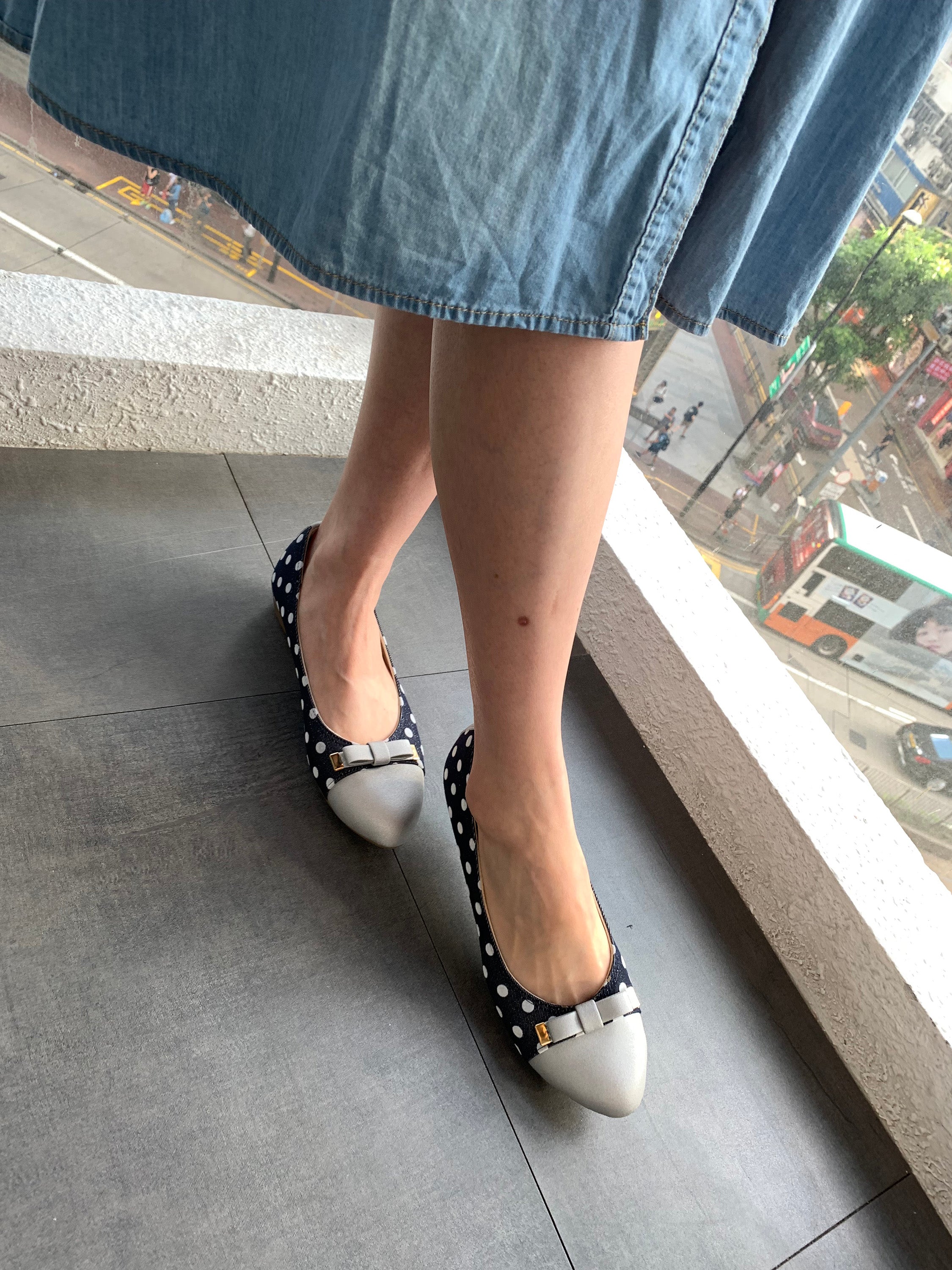 Japan Fashion Dots Pattern Flats with Bow (Soft Soles), 偉豐鞋 WELL SHOE HK, Sandal, Slippers, Classic Slippers, Casual Sandals, Flip Flops, Made in Thailand, Non Slip Shoes, Leather shoes, Home Slippers, Cotton Slippers, Linen Slippers, Boots, Japan Boots, Labor Boots, Japan Labor Boots, Rain Boots, Toe Cap Rain Boots, 凉鞋, 拖鞋, 經典拖鞋, 休閒涼鞋, 人字拖, 泰國製造, 防滑鞋, 皮鞋, 家居拖鞋, 棉拖鞋, 麻拖鞋, 靴子, 日本靴, 勞動靴, 日本勞動靴, 雨靴, 帶帽雨靴, Wellshoe