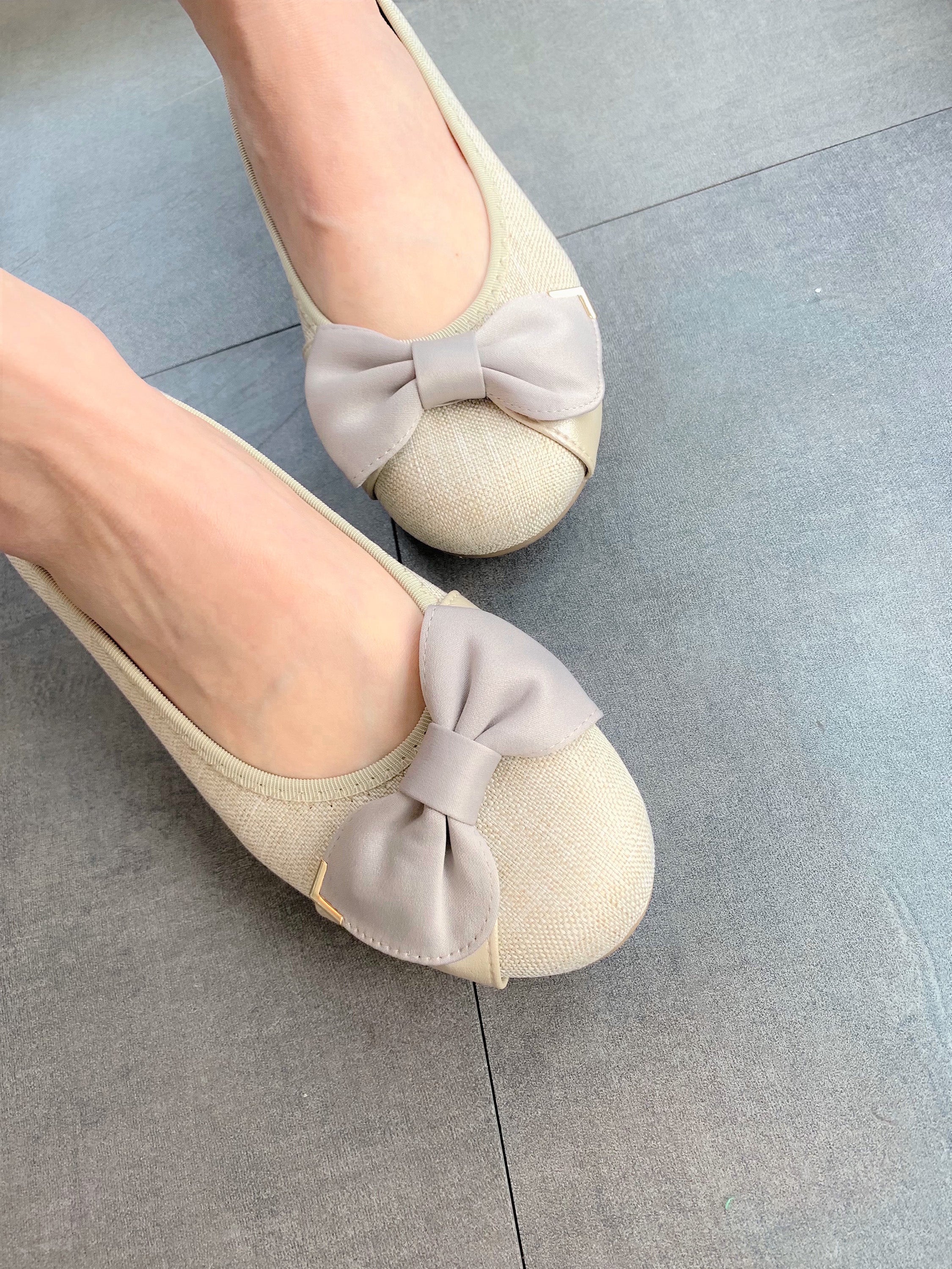 Japan Style Shoes with Bow (Super Soft Soles)-ARCH CONTACT-BE-JP/TW Size-1: 230-偉豐鞋 WELL SHOE HK-Well Shoe-偉豐鞋-偉豐網-荃灣鞋店-Functional shoes-Hong Kong Tsuen Wan Shoe Store-Tai Wan Shoe-Japan Shoe-高品質功能鞋-台灣進口鞋-日本進口鞋-High-quality shoes-鞋類配件-荃灣進口鞋-香港鞋店-優質鞋類產品-水靴-帆布鞋-廚師鞋-香港鞋品牌-Hong Kong Shoes brand-長者鞋-Hong Kong Rain Boots-Kitchen shoes-Cruthes-Slipper-Well Shoe Hong Kong-Anello-Arriba-休閒鞋-舒適鞋-健康鞋-皮鞋-Healthy shoes-Leather shoes-Hiking shoes