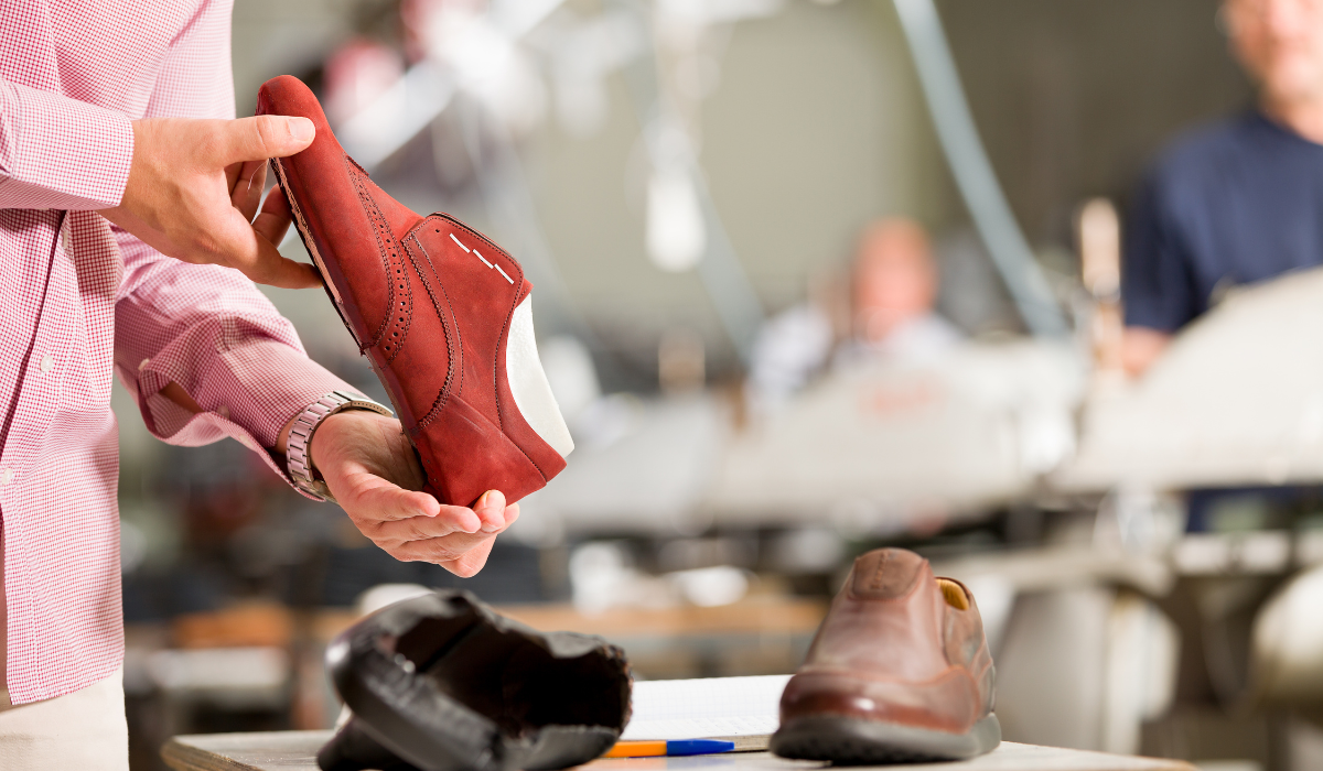 Well Shoe-偉豐鞋-偉豐網-荃灣鞋店-Functional shoes-Hong Kong Tsuen Wan Shoe Store-Tai Wan Shoe-Japan Shoe-高品質功能鞋-台灣進口鞋-日本進口鞋-High-quality shoes-鞋類配件-荃灣進口鞋-香港鞋店-優質鞋類產品-水靴-帆布鞋-廚師鞋-香港鞋品牌-Hong Kong Shoes brand-長者鞋-Hong Kong Rain Boots-Kitchen shoes-Cruthes-Slipper-Well Shoe Hong Kong-Anello-Arriba-休閒鞋-舒適鞋-健康鞋-皮鞋-Healthy shoes-Leather shoes-Hiking shoes